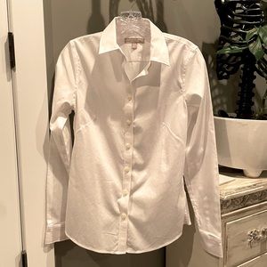 Long sleeve white stretch button down no-iron from Banana Republic